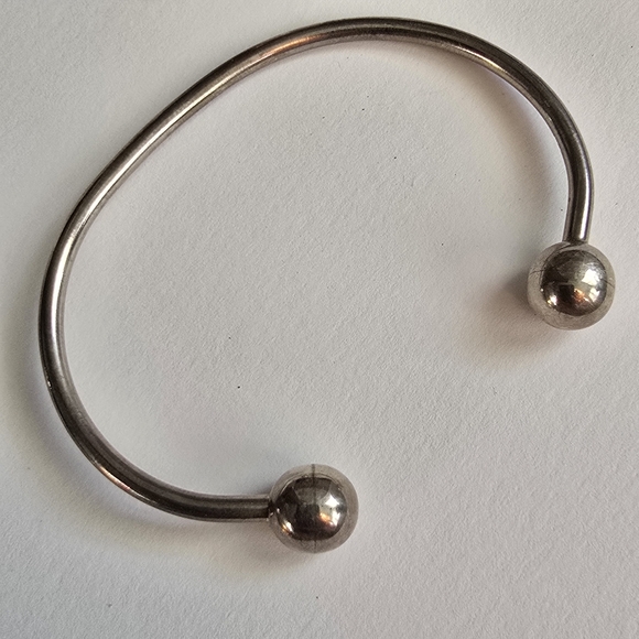 Silver Women's Open Cuff Charm Bracelet 925 Sterling Silver - Picture 2 of 3